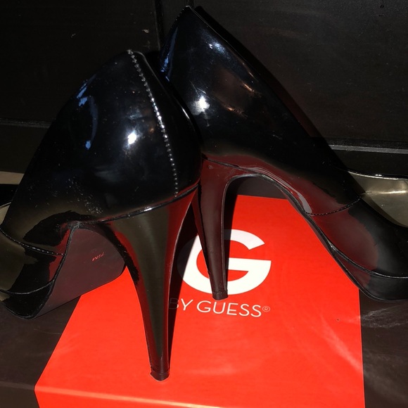 Shoes - Picture 2 of 3